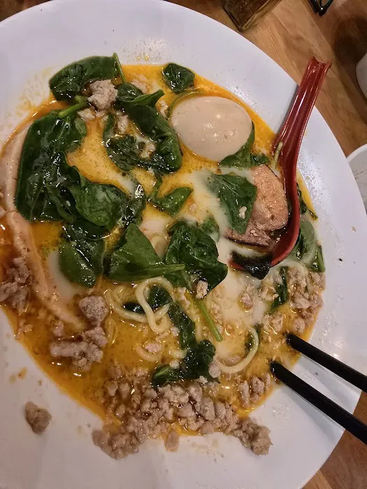Maru Ramen Bar Picture 4