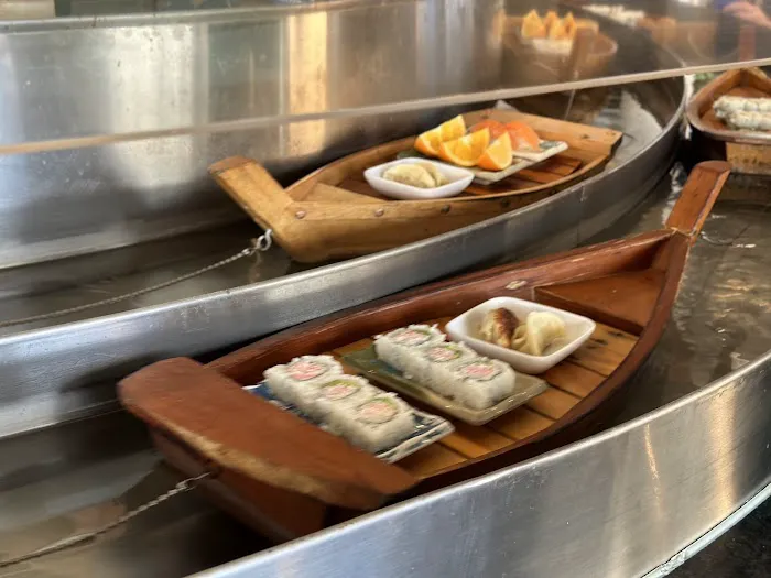 Fuji | Sushi Picture 2