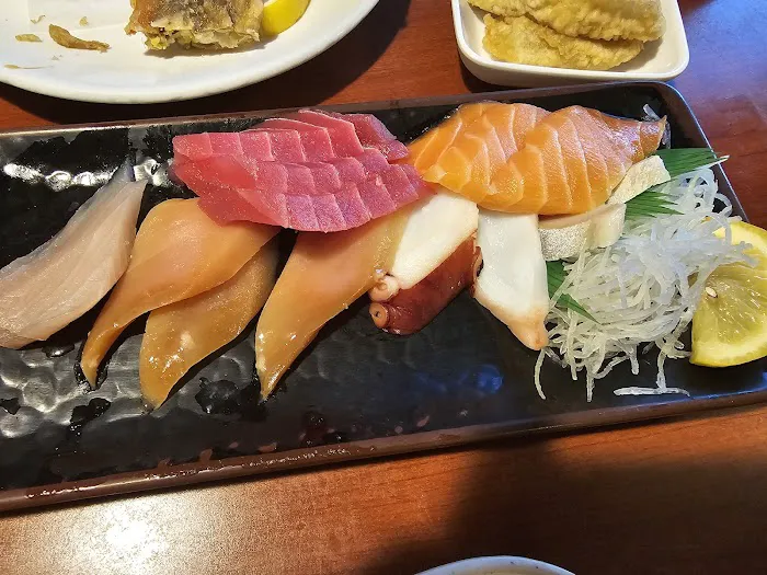 Fuji | Sushi Picture 10