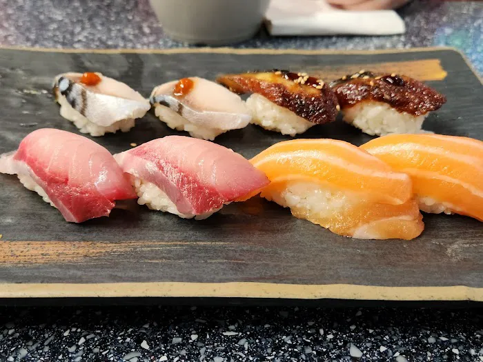 Narumi Sushi Picture 10