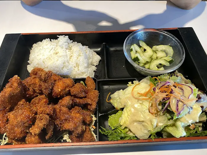 Bento Revolving Sushi Picture 10