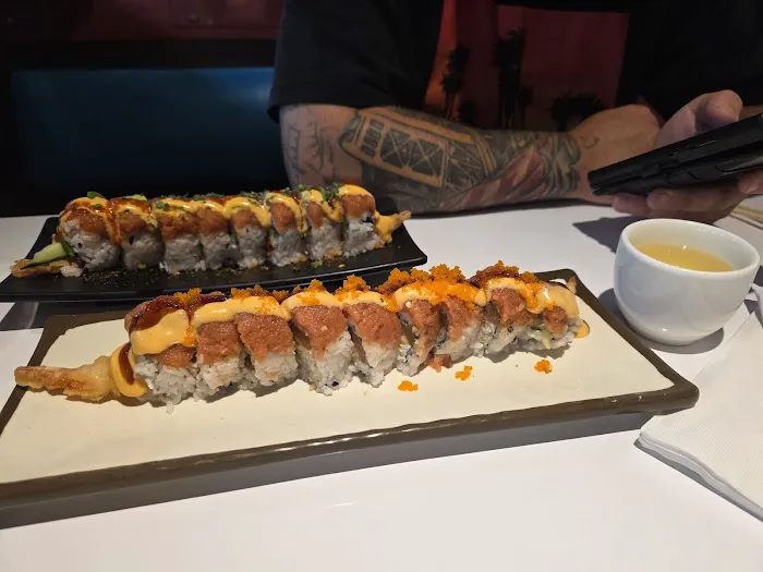 Bento Revolving Sushi Picture 3
