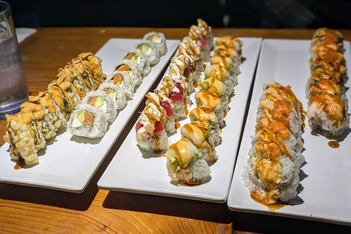 Blue Nami | Sushi & Sake House Picture 7