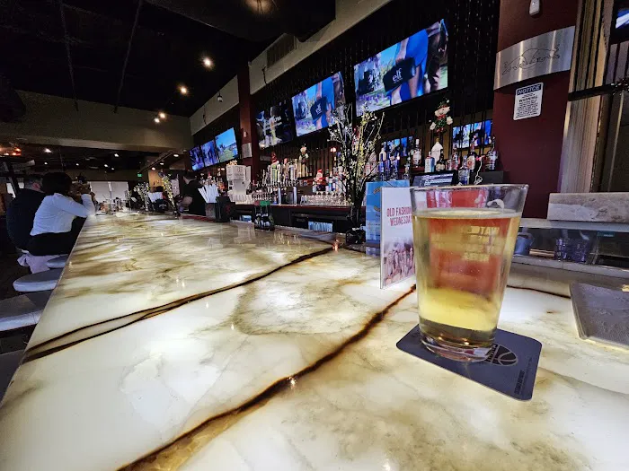 Oshima Sushi Sports Bar Picture 4