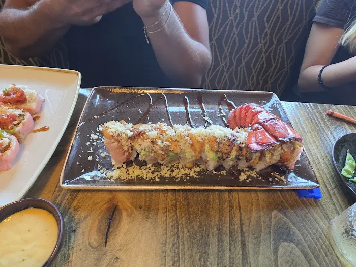 Mikuni at Fountains Picture 4