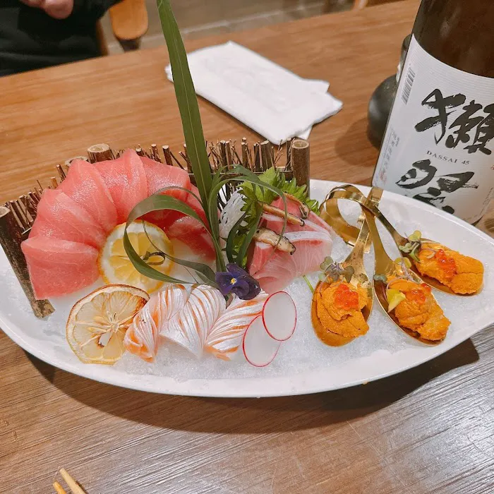 Ginza Sushi & Grill Picture 6