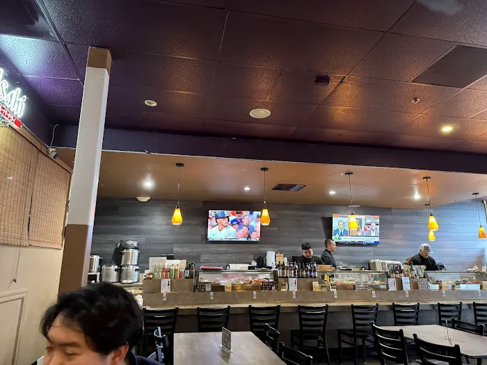 Aloha Sushi Picture 4