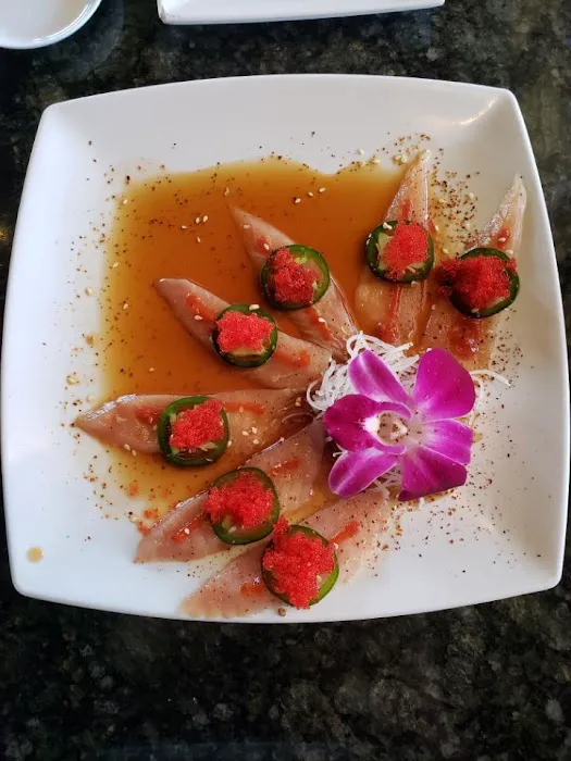 Hisui Sushi Picture 2