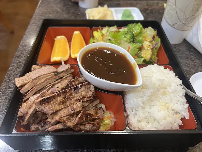 Hasu | Teriyaki and Sushi Picture 9