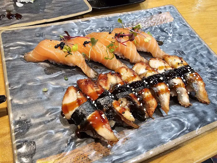 Akame Sushi Picture 3
