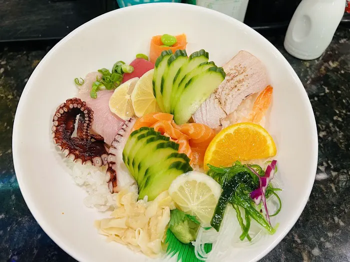Noma Sushi & Ramen Picture 3