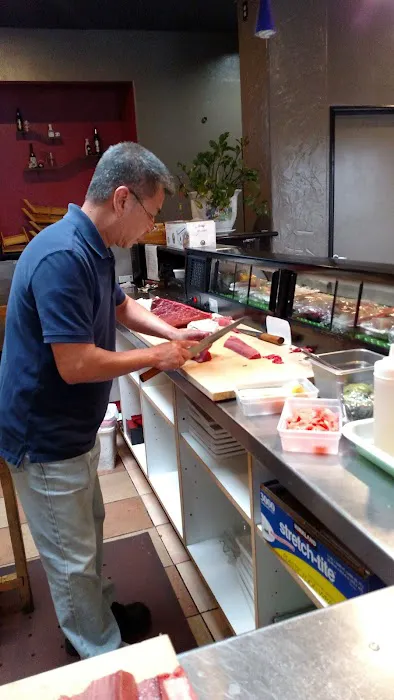 Hazumi Sushi Bar Picture 2