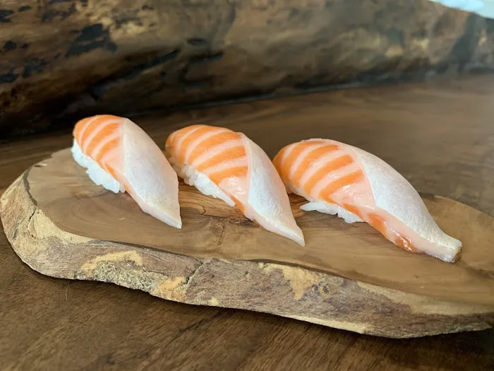 Oki Sushi Picture 5