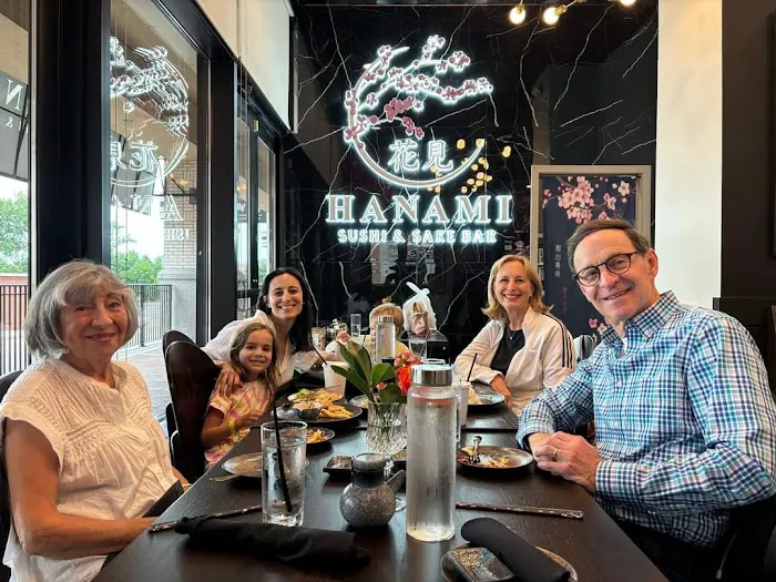 Hanami Sushi & Sake Bar Picture 6