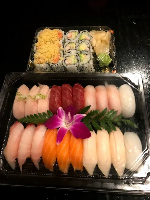 Happy Kitchen & Sushi Bar Picture 1