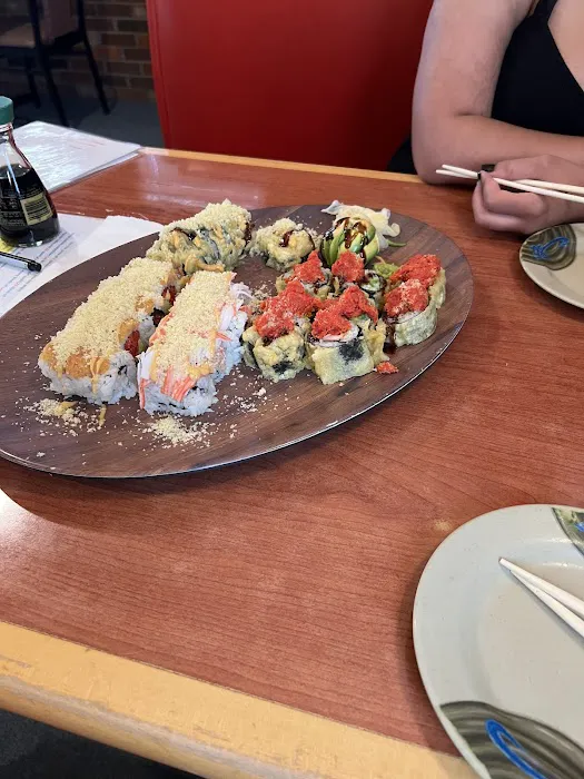 Sushi Club Picture 4
