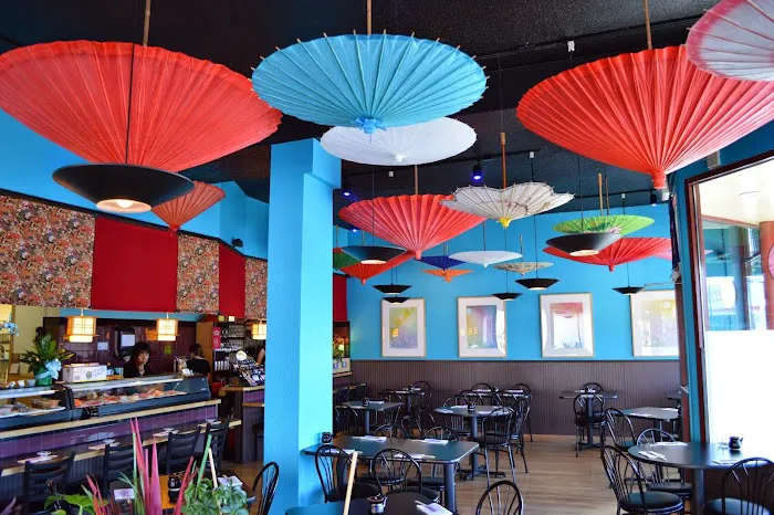 Midori's Floating World Cafe Picture 1