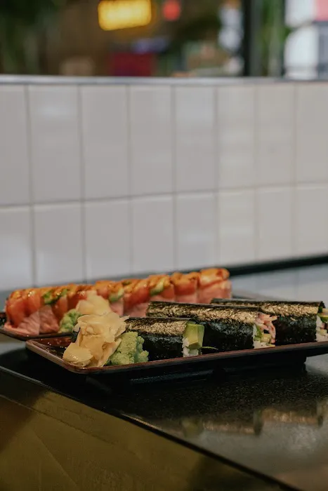 Hikari Hand Roll Bar Picture 8