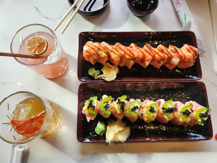 Hikari Hand Roll Bar Picture 5