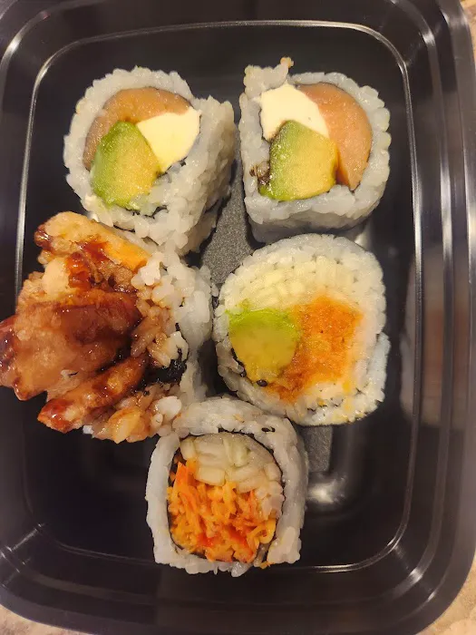 Sakana Sushi & Asian Bistro Picture 9