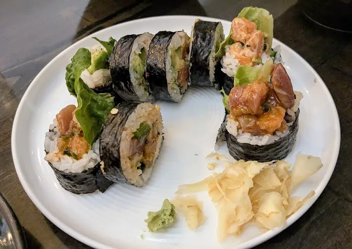 BaGu Sushi & Thai Picture 10