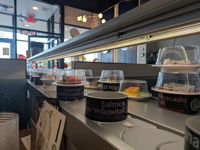 Sushi Train Picture 5