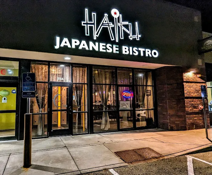 Haiku Japanese Bistro Picture 10