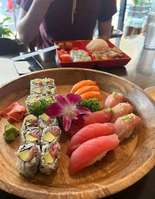 AMA Sushi Picture 1