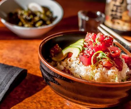 CRAVE American Kitchen & Sushi Bar (Mall of America - Bloomington)