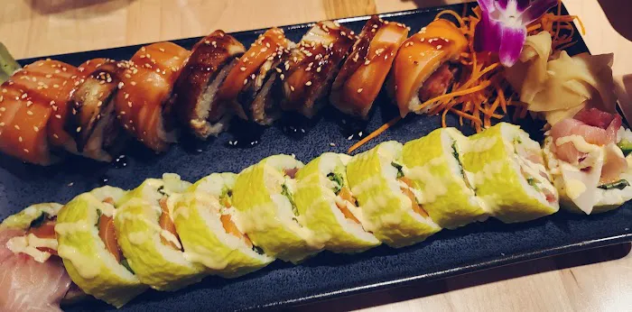 Yumi Japanese Restaurant & Bar - Edina Picture 8