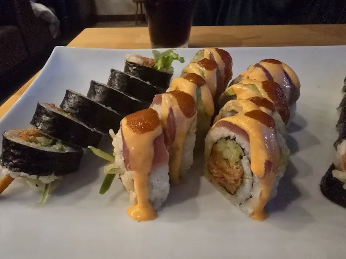 Yumi Japanese Restaurant & Bar - Edina Picture 4