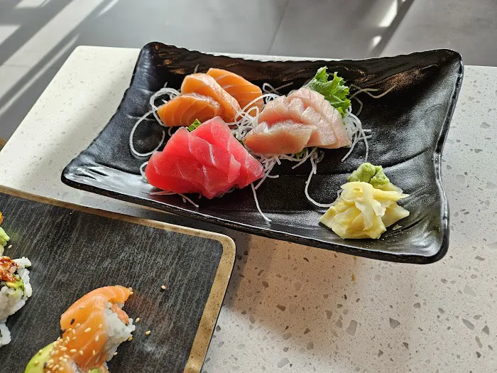 Oishii Sushi Picture 3
