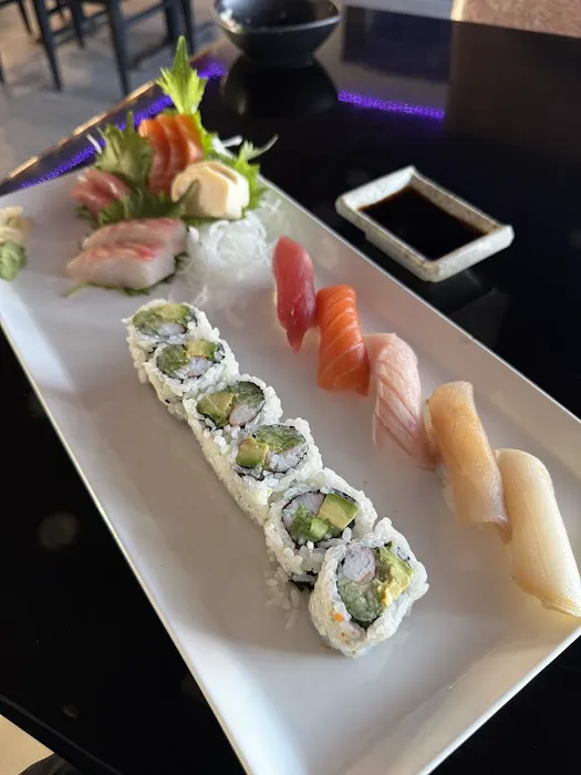 Yanagi Sushi Picture 6