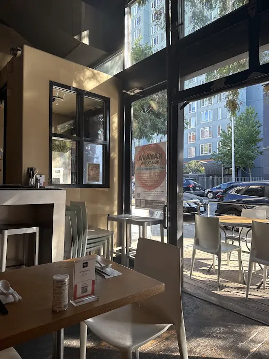 KAYAVA. BELLTOWN Picture 4