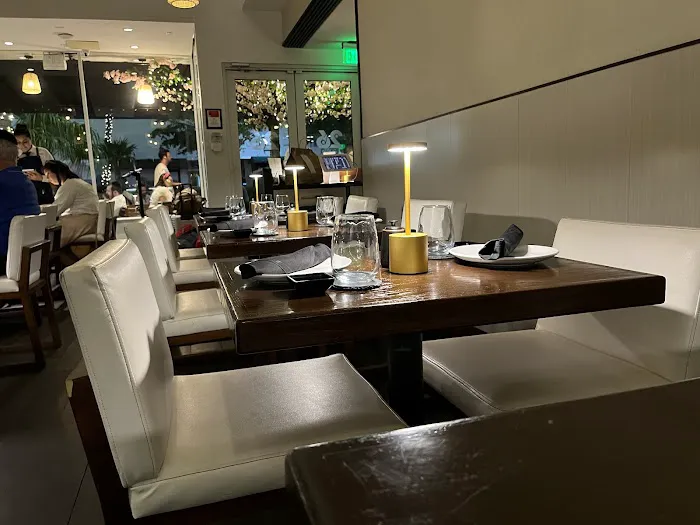 26 Sushi & Wok Picture 4