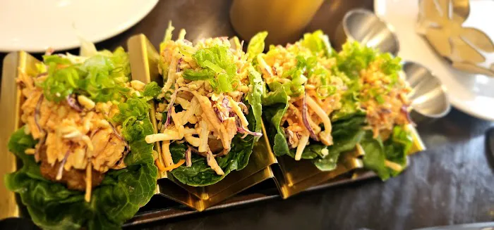 26 Sushi & Wok Picture 10