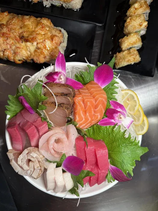 Tengoku Sushi Picture 2
