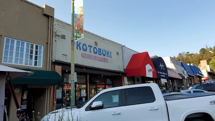 Kotobuki Japanese Restaurant Picture 1