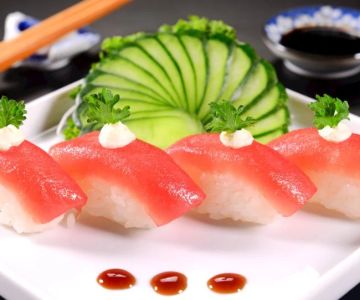 An Insider’s Review of Luna Asian Bistro and Japanese Rooftop Restaurant 日本料理