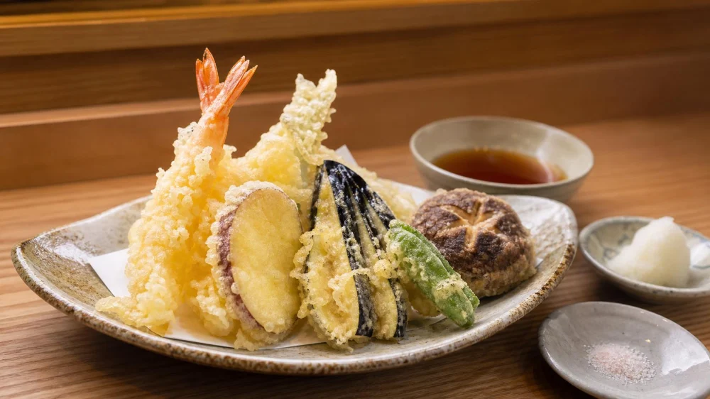 How to Order Tempura: A Guide to Texture and Dipping