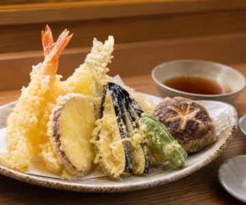 How to Order Tempura: A Guide to Texture and Dipping