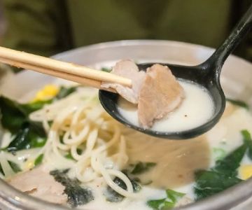 Why Tonkotsu Ramen Is White and Creamy Explained